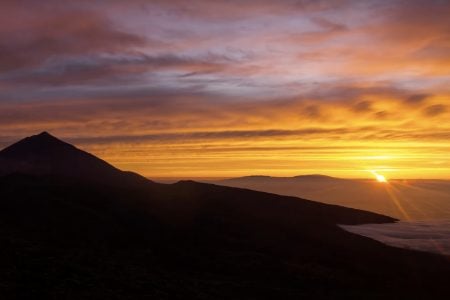 365 spektakuläre Sonnenuntergänge vom Teide auf Teneriffa in 80 Sekunden