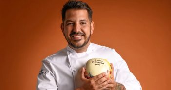 Adrian Bosch Restaurant San Ho Costa Adeje zwei Repsol-Sonnen