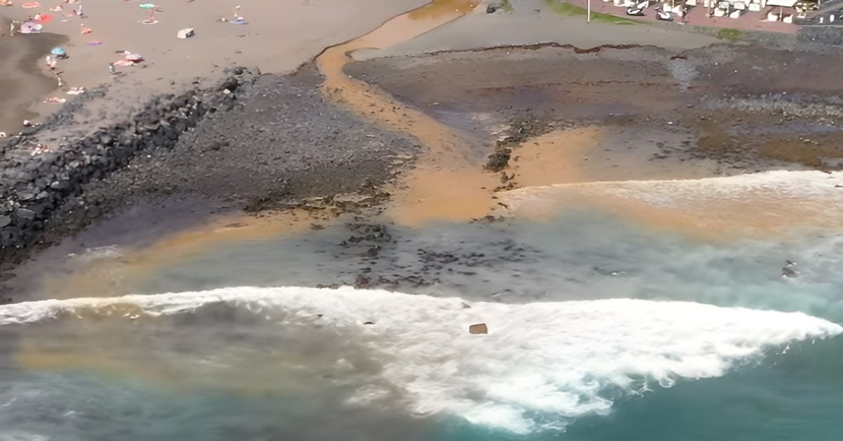 Wieder Abwasser: Plötzlich wird das Meer vor Teneriffa braun und stinkt
