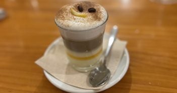 Barraquito: Rezept und Herkunft des beliebten Kanaren-Kaffee Barraquito Kanaren