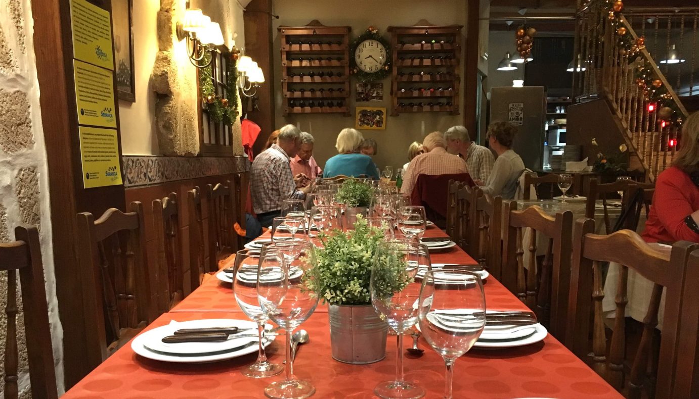 Bodega Julián – Kanarische Köstlichkeiten und Live-Musik