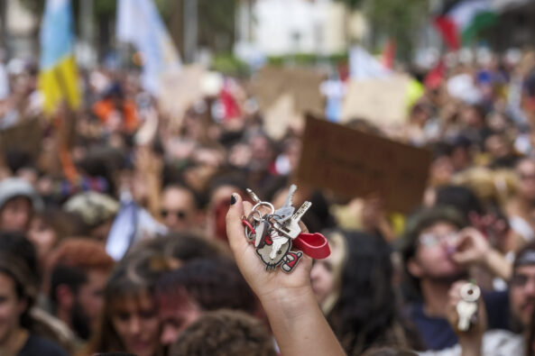 Canarias quiere exigir diez años de residencia para comprar inmuebles