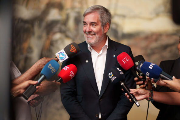 Clavijo: quedan 55 días para sacar adelante los retos de Canarias