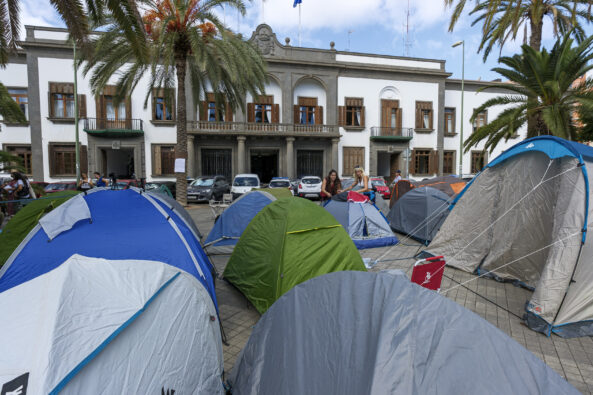 Zeltlager endet, doch 33 Zwangsräumungen auf Gran Canaria bleiben