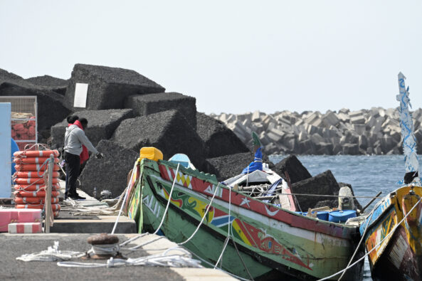 El Hierro recibe otro cayuco con 59 personas, cuatro de ellas menores