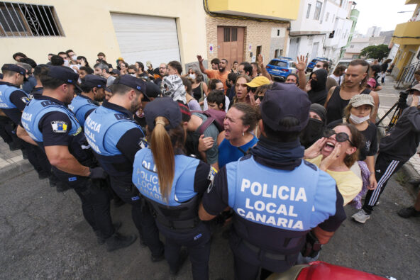 Desahuciada con sus dos hijos: una madre de Gran Canaria se defiende