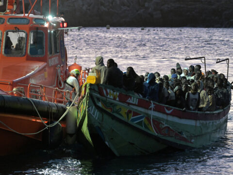 Archivfoto von der Ankunft eines Cayuco auf El Hierro