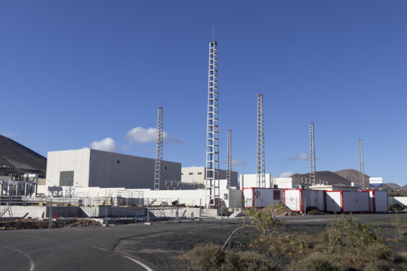 Blackout auf Lanzarote: 73.600 Kunden ohne Strom