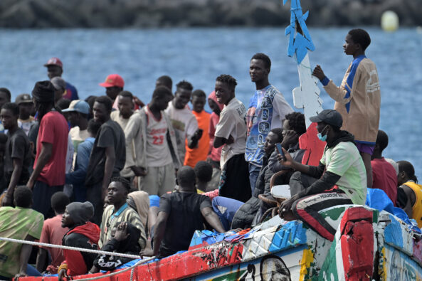 Más de 400 inmigrantes llegan a El Hierro en cuatro cayucos