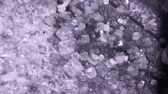 So können Sie Ihr eigenes Fleur de Sel herstellen