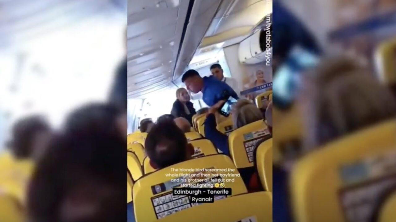 Teneriffa-Flug: Familienstreit eskaliert in Ryanair-Maschine auf die Kanaren