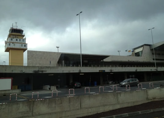 Der Flughafen Teneriffa Nord ist vergleichsweise klein. Er besteht aus einem Terminal