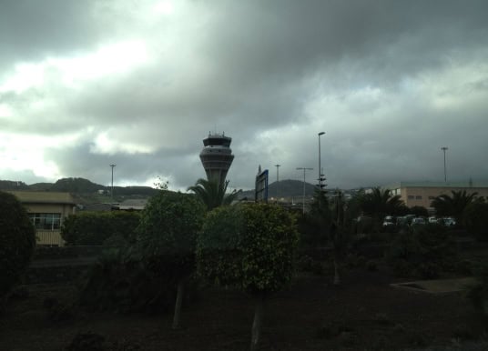 Nebel auf Teneriffa macht Starts und Landungen unmöglich