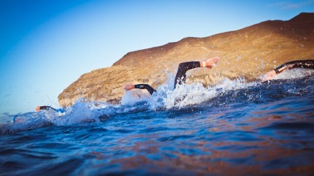 Formel-1-Pilot bei Fuerteventura-Triathlon im April