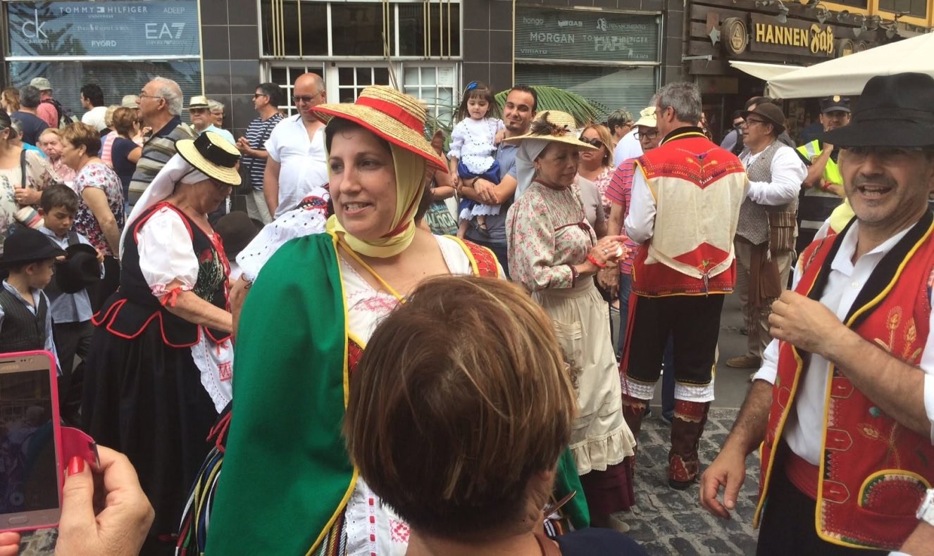 Dia de Canarias - Tag der Kanarischen Inseln Trachten