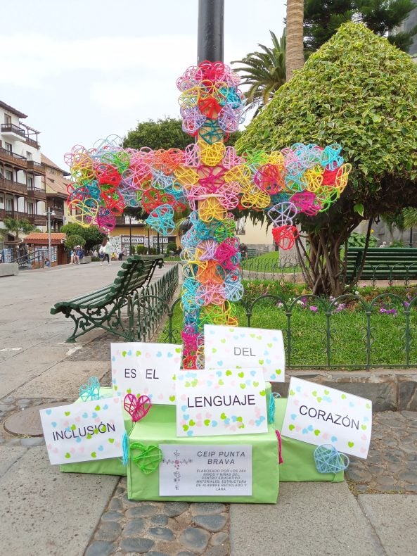 Día de la Cruz Bild 8 - CEIP Punta Brava, Inclusión