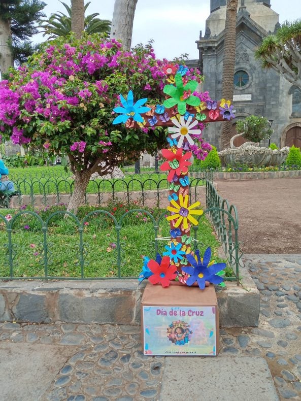 Día de la Cruz Bild 9 - CEIP Tomás de Iriarte