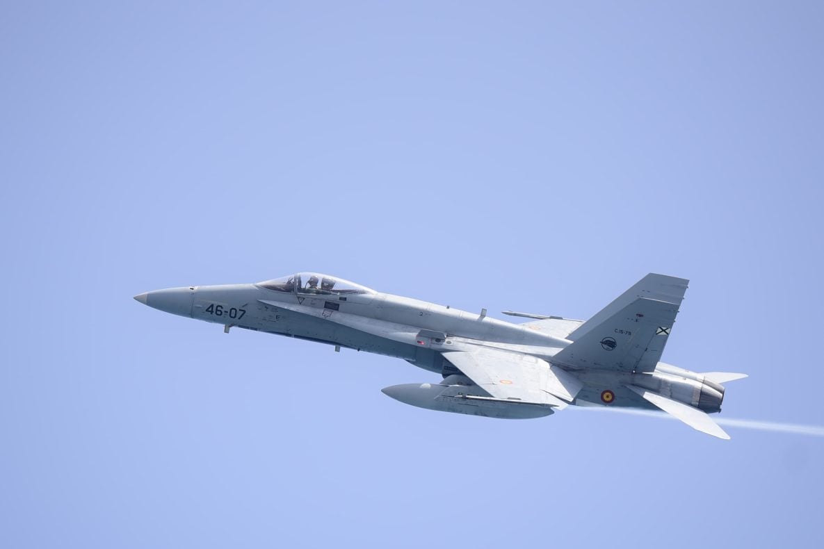 Flugshow Puerto de la Cruz Teneriffa F-18 Spanisches Militär