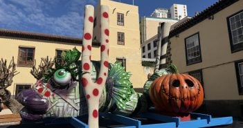 Beerdigung der Sardine Karneval Teneriffa 25 01