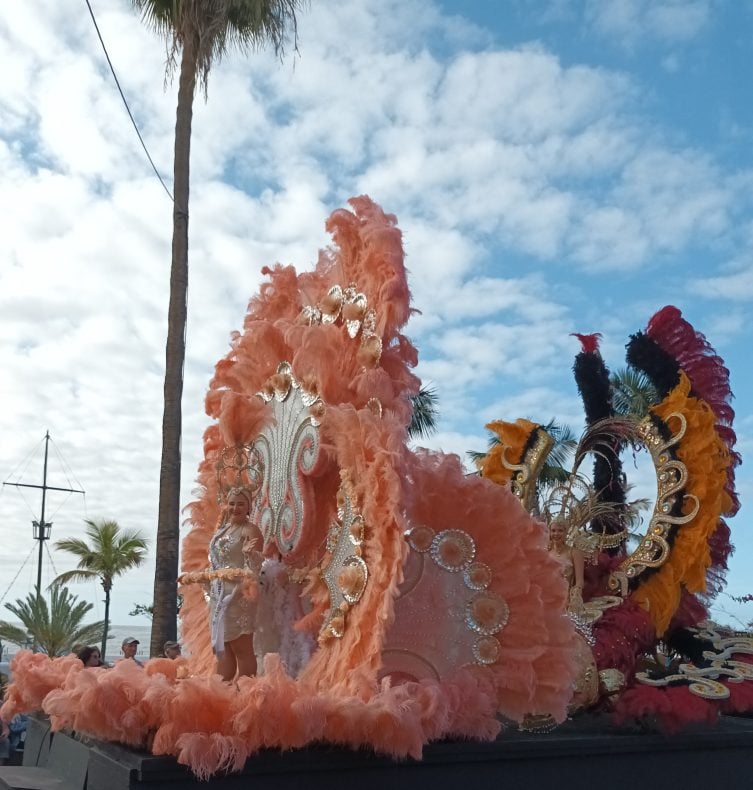 Karneval Teneriffa Puerto de la Cruz Umzug 25 26