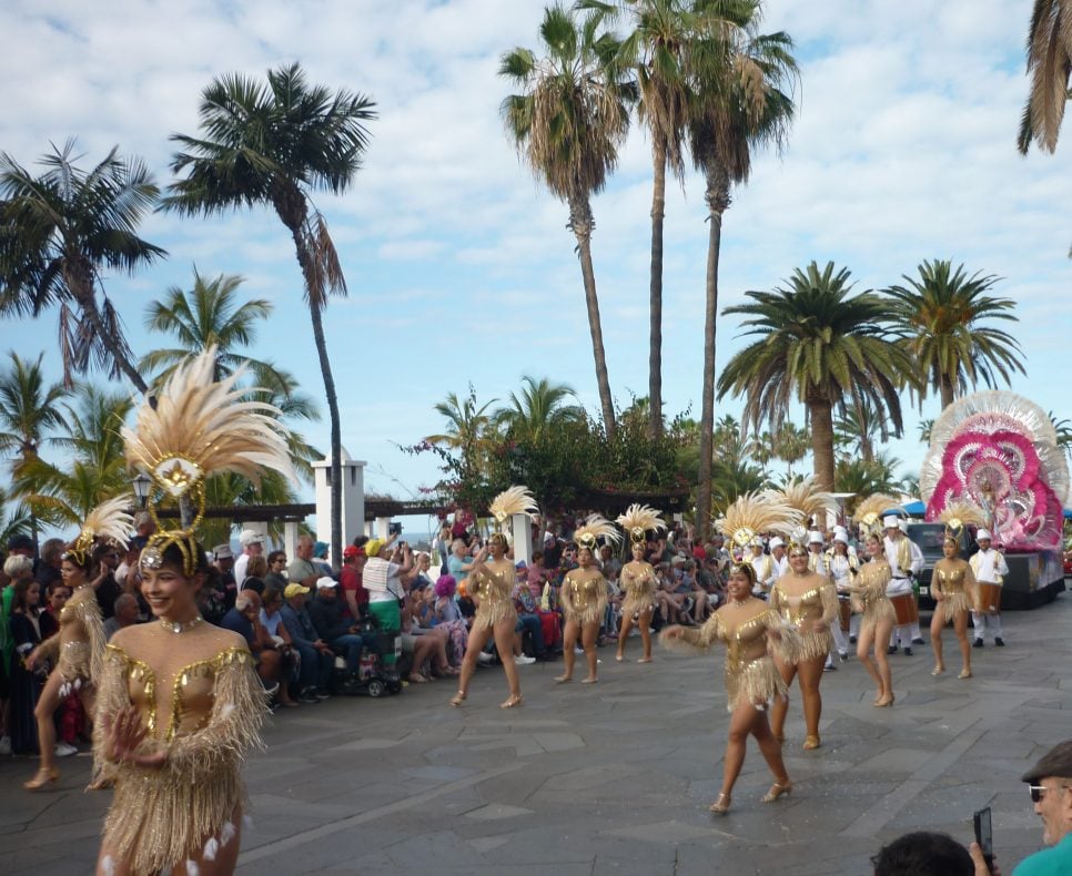 Karneval Teneriffa Puerto de la Cruz Umzug 25 29