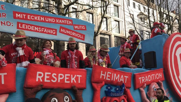 Karneval Düsseldorf Rosenmontagszug Fortuna Düsseldorf