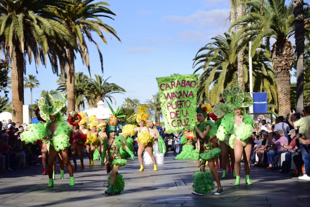 Karneval Puerto de la Cruz Teneriffa Tanzgruppe