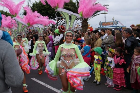 Karneval auf Teneriffa zieht 100.000 Besucher an