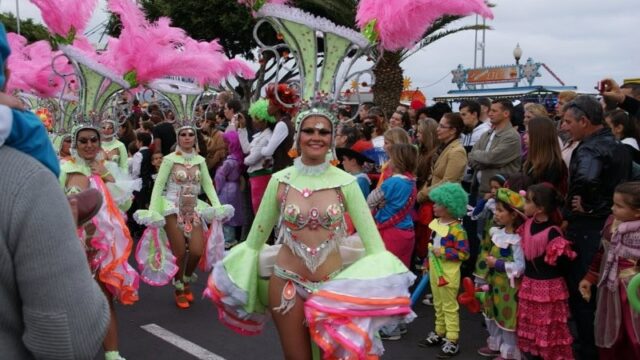 Karneval auf Teneriffa zieht 100.000 Besucher an