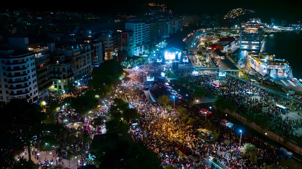 Karneval auf Teneriffa: 400.000 Menschen feiern 18 Stunden ohne Pause