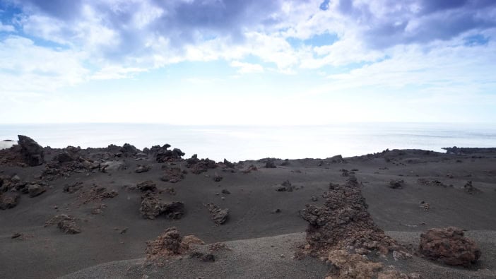 La Palma Kanaren Highlights Strand Los Canarios Mondlandschaft 20-03
