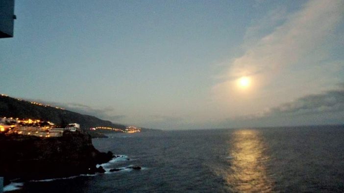 Lieblingsorte Kanaren Marianne Wiesemann Mond Meer Taeneriffa