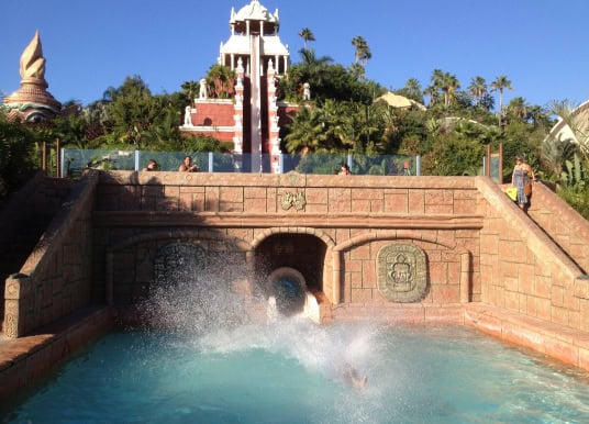 Siam Park Wasserrutsche Tower of Power Splash