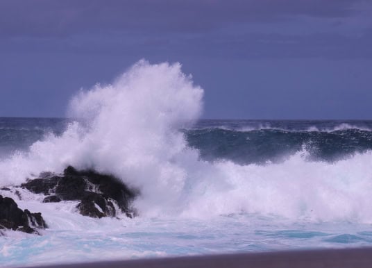 Wellen Teneriffa Sturm Mesa del Mar 3