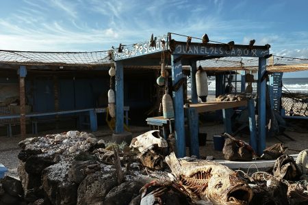 Container verschandeln Fuerteventura: Kanaren-Insel kämpft gegen Schwarz-Bauten