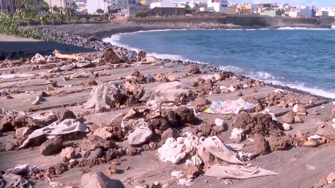 Tonnenweise Fäkalien und Toilettenpapier an Teneriffa-Stränden