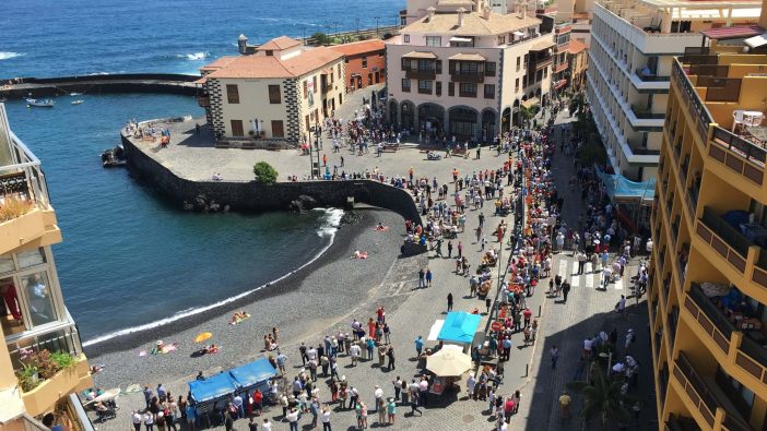Hafen Puerto de la Cruz Teneriffa Vorbereitung Feier
