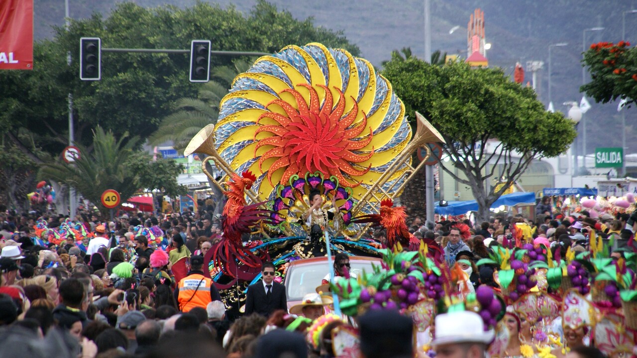 Karneval auf Teneriffa 2027 verschiebt sich um zwei Wochen – die Termine