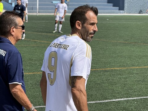 Kiko Ratón Teneriffa CD Puerto de la Cruz Einwechslung