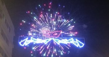 Karneval Teneriffa Beerdigung der Sardine Feuerwerk