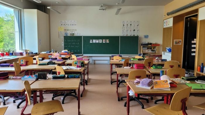 Bildungskrise auf La Gomera: Ein Lehrer für die ganze Insel Lehrermangel Kanaren