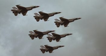 Militär-Flugzeuge