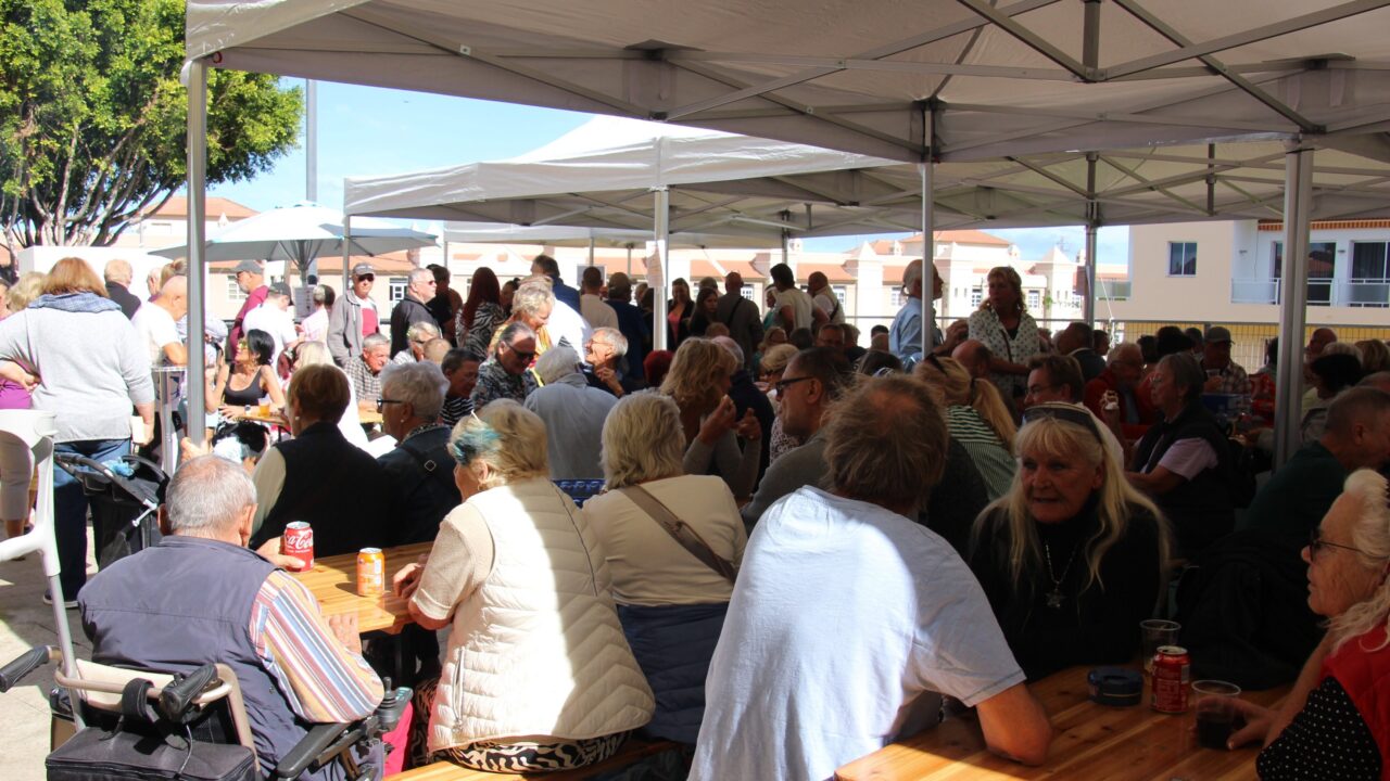 Großer Andrang beim Mobiltrans-Flohmarkt auf Teneriffa
