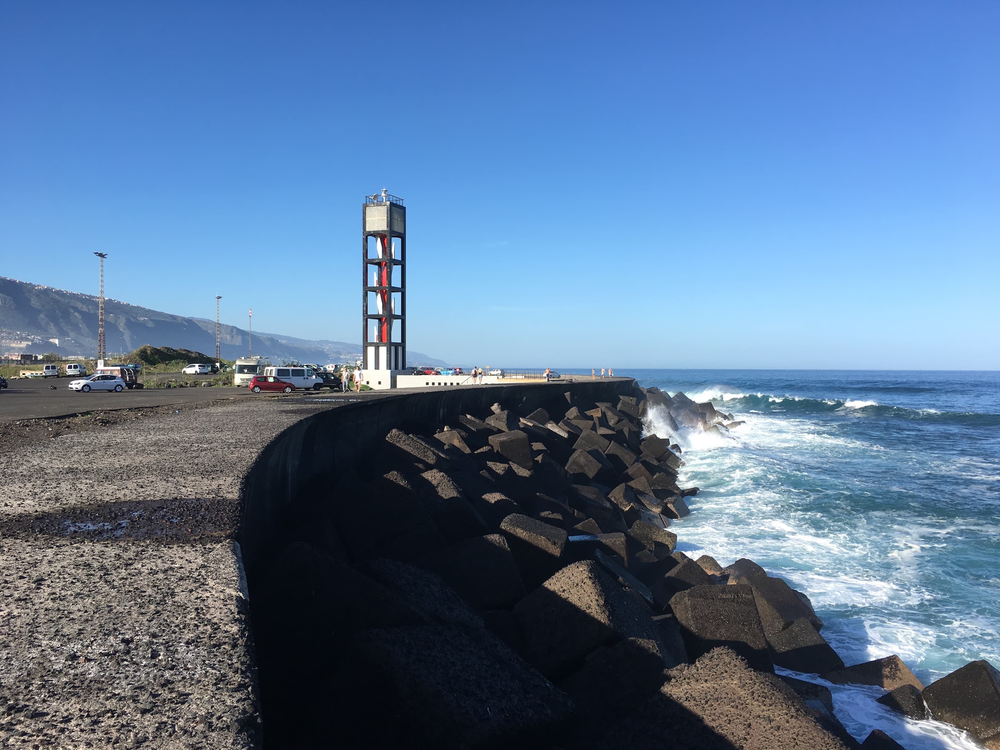 Mole Wellenbrecher Puerto de la Cruz Teneriffa
