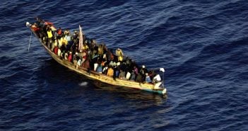 Migration Kanaren Migranten Flüchtlinge Boot Meer