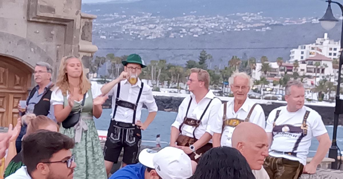 Oktoberfest auf Teneriffa: Deutsche Bands, bayerisches Bier und jede Menge Party