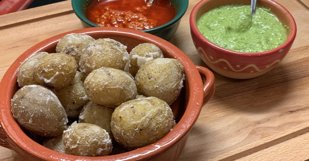 Papas arrugadas Rezept – kanarische Kartoffeln mit Salzkruste schnell & einfach