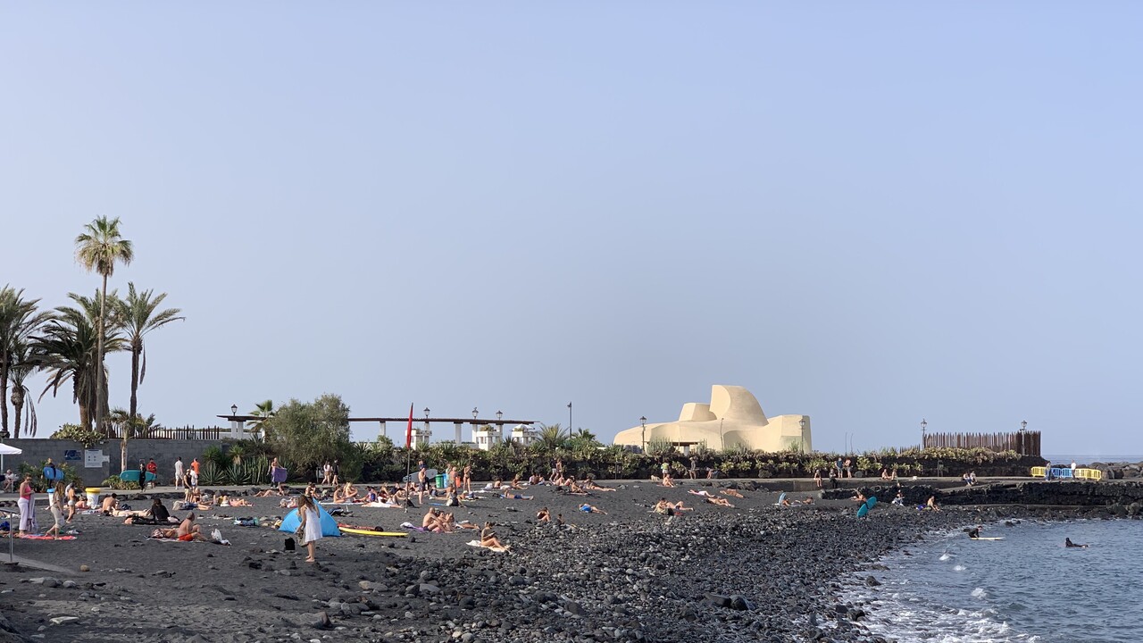 Puerto de la Cruz baut die Playa Martiánez um