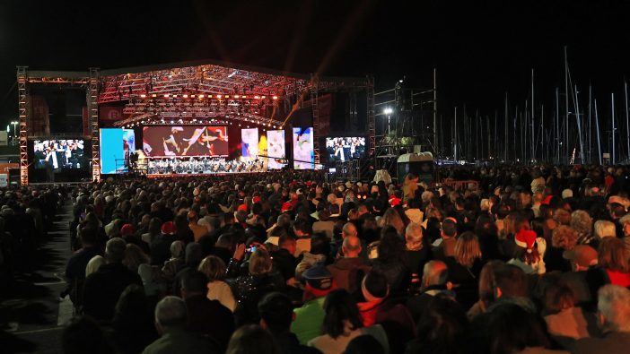 Weihnachtskonzert Puertos de Tenerife Teneriffa Hafen Santa Cruz