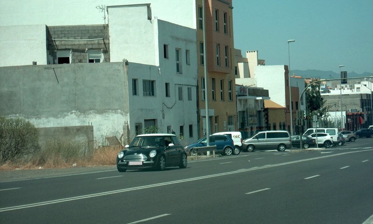 Führerschein weg! Fahranfänger rast auf Teneriffa mit 118 km/h in Radarfalle